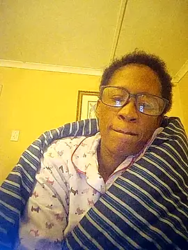 bustybillies online show from May 7, 2026, 5:40 pm