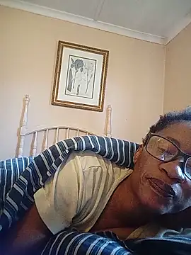 bustybillies online show from May 14, 2026, 10:33 am