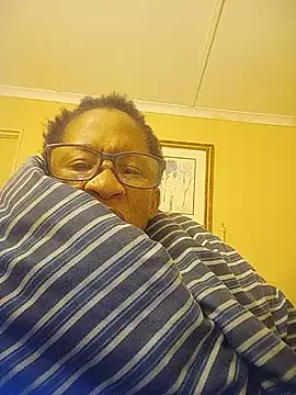 bustybillies online show from June 12, 2026, 4:06 pm