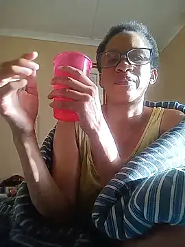 bustybillies online show from June 16, 2026, 6:05 am