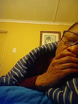 bustybillies online show from June 24, 2026, 11:37 pm