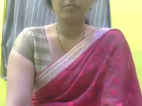 CUTYHINA 001 online show from December 14, 2024, 12:01 pm