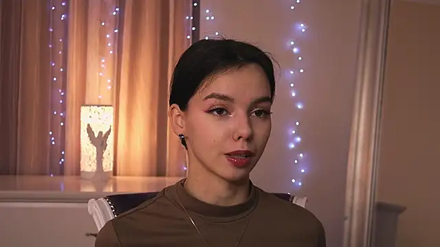 TrudyCarey online show from January 18, 2025, 2:12 pm
