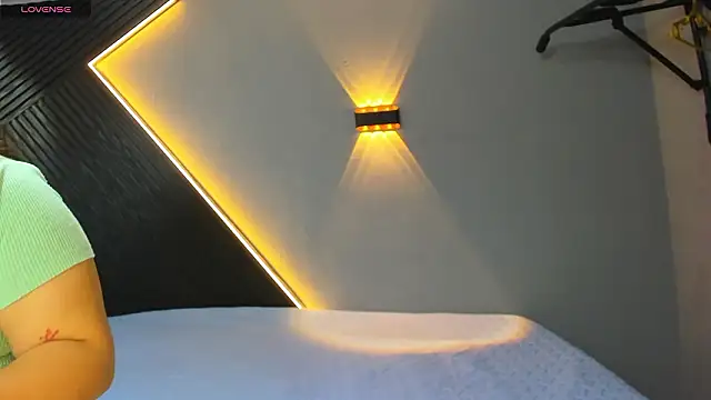 Laia and Aloby online show from March 14, 2026, 10:04 pm