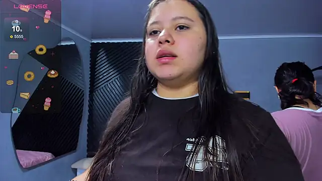 Laia and Aloby online show from June 10, 2026, 11:13 pm