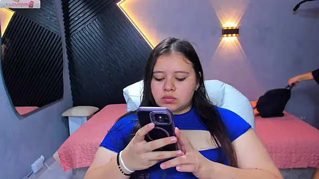 Laia and Aloby online show from June 20, 2026, 9:50 pm