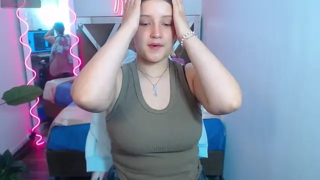 Snapshot of Krysstal_tay chatting on December 20, 2024, 12:16 pm Krysstal tay online show from December 20, 2024, 12:16 pm