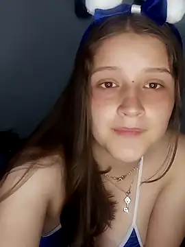 Snapshot of Krysstal_tay chatting on December 24, 2024, 12:22 pm Krysstal tay online show from December 24, 2024, 12:22 pm