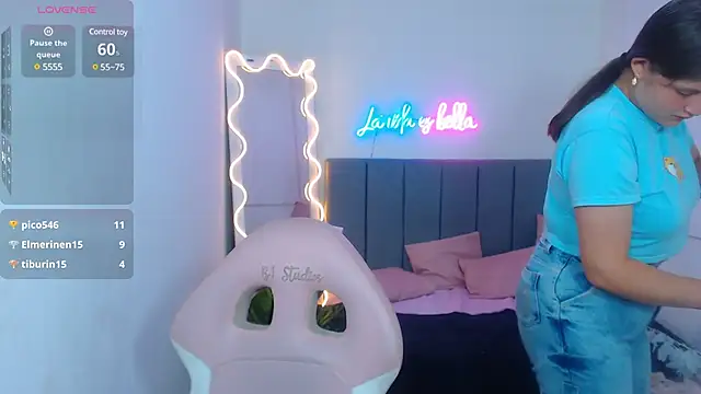 Snapshot of Krysstal_tay chatting on January 21, 2025, 6:23 pm Krysstal tay online show from January 21, 2025, 6:23 pm