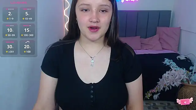 Snapshot of Krysstal_tay chatting on January 28, 2025, 12:00 pm Krysstal tay online show from January 28, 2025, 12:00 pm