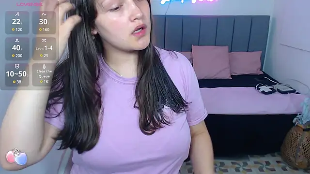 Snapshot of Krysstal_tay chatting on February 10, 2025, 11:57 am Krysstal tay online show from February 10, 2025, 11:57 am