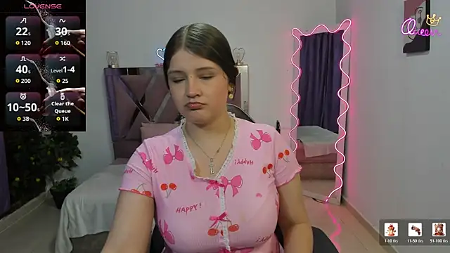 Snapshot of Krysstal_tay chatting on April 13, 2026, 6:13 pm Krysstal tay online show from April 13, 2026, 6:13 pm