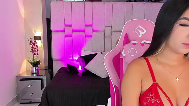  SofiaCortez  online show from March 1, 2025, 12:01 pm