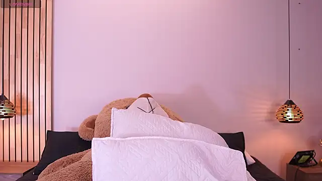  SofiaCortez  online show from September 14, 2025, 12:26 pm