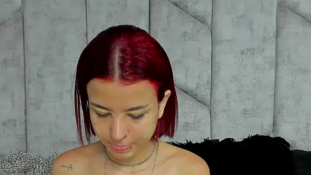 MoniicaRocha  online show from January 9, 2025, 8:11 pm