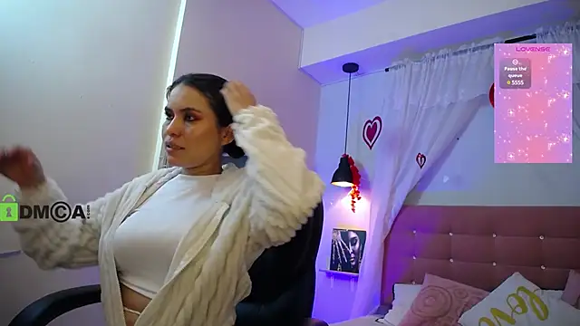 natasha  jackson online show from March 1, 2025, 1:07 pm