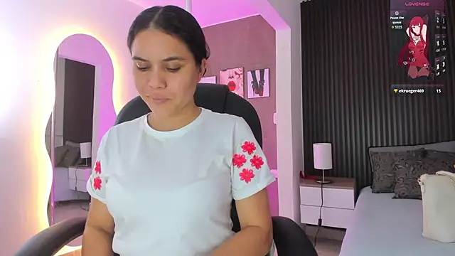 natasha  jackson online show from January 14, 2026, 12:33 pm