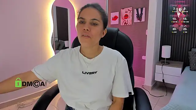 natasha  jackson online show from January 17, 2026, 11:59 am