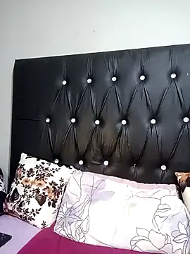 JennyFawX  online show from February 19, 2025, 2:55 am