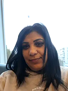 AmyCubes online show from November 6, 2025, 5:19 am