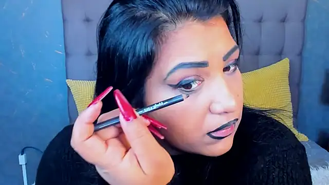 AmyCubes online show from November 21, 2025, 9:19 am