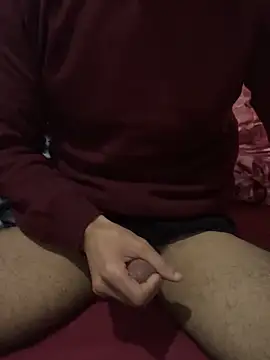 Young arabe online show from December 18, 2025, 11:33 pm