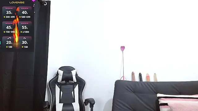 Kiara-Rider online show from February 1, 2025, 4:56 am