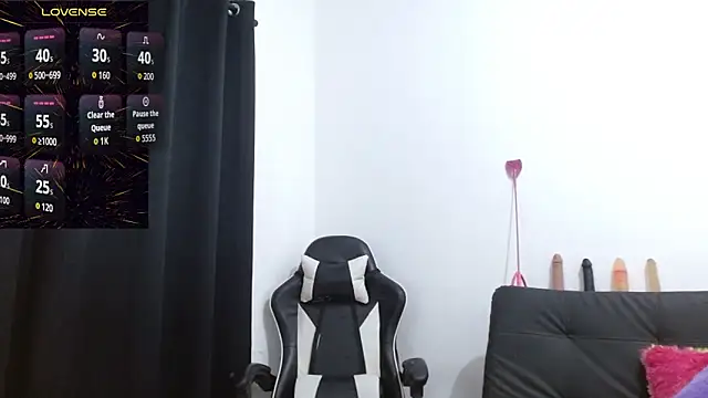 Kiara-Rider online show from October 28, 2025, 4:38 am