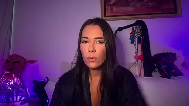 mistresslaviniabr online show from December 18, 2025, 1:39 pm