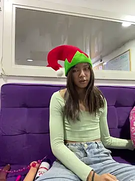 Nikol Rang   online show from December 24, 2024, 3:27 am