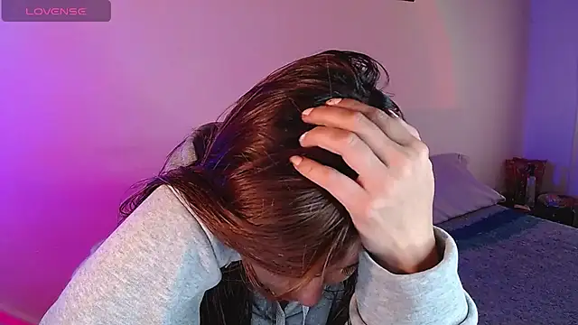 Lu perez online show from December 27, 2024, 9:22 pm