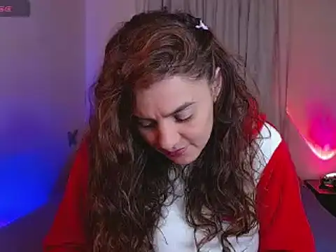 Lu perez online show from March 20, 2025, 3:56 am