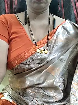 Snapshot of bhuvana555 chatting on September 22, 2025, 4:31 pm bhuvana555 online show from September 22, 2025, 4:31 pm