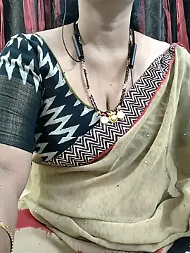 Snapshot of bhuvana555 chatting on September 25, 2025, 5:27 pm bhuvana555 online show from September 25, 2025, 5:27 pm