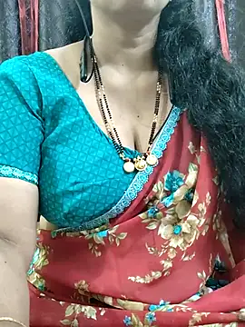 Snapshot of bhuvana555 chatting on October 24, 2025, 4:09 am bhuvana555 online show from October 24, 2025, 4:09 am