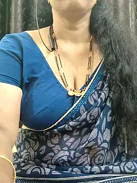 Snapshot of bhuvana555 chatting on October 25, 2025, 6:35 pm bhuvana555 online show from October 25, 2025, 6:35 pm