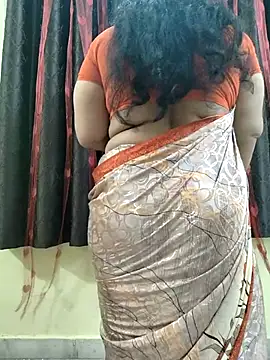 Snapshot of bhuvana555 chatting on October 31, 2025, 5:03 pm bhuvana555 online show from October 31, 2025, 5:03 pm