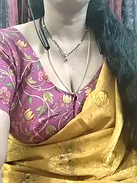 bhuvana555 online show from November 18, 2025, 5:12 am