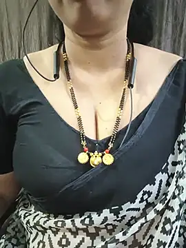 bhuvana555 online show from July 4, 2026, 5:41 pm