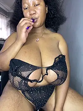 MayaPassion online show from November 16, 2025, 5:13 am