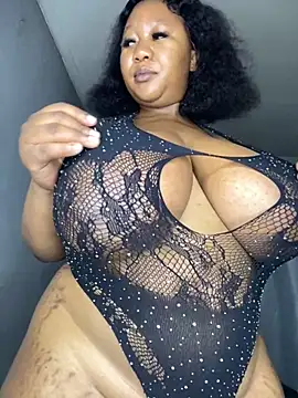 MayaPassion online show from November 30, 2025, 7:07 pm