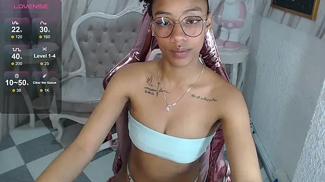 Violeth b online show from January 15, 2025, 3:39 pm