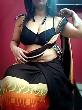 Snapshot of payal9038 chatting on February 24, 2025, 3:02 am payal9038 online show from February 24, 2025, 3:02 am