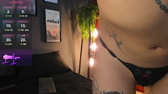 Snapshot of RivenFerretty chatting on January 25, 2025, 10:50 pm RivenFerretty online show from January 25, 2025, 10:50 pm