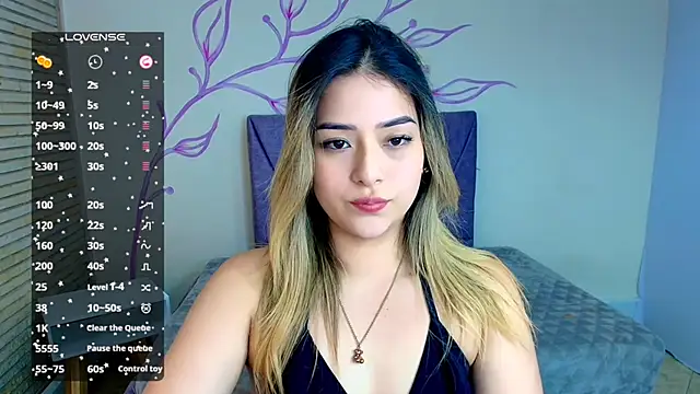 DahliaMoore online show from December 20, 2024, 3:10 pm