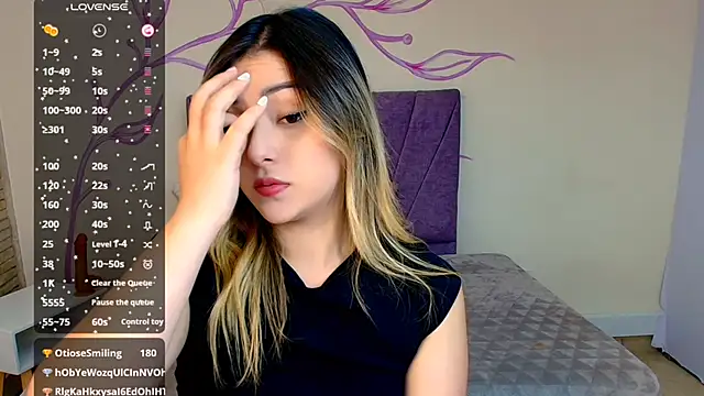 DahliaMoore online show from December 22, 2024, 6:39 am