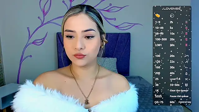 DahliaMoore online show from December 27, 2024, 12:56 pm