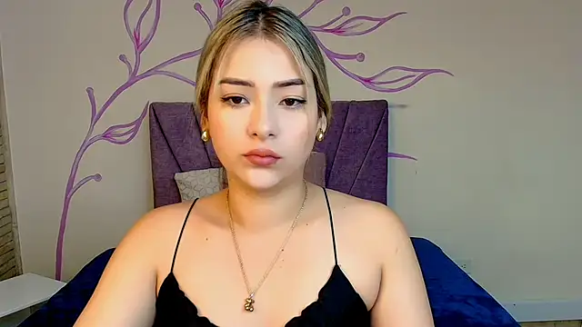 DahliaMoore online show from January 15, 2025, 1:52 pm