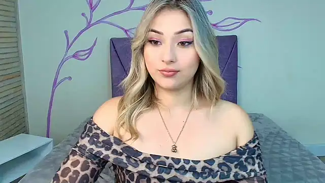 DahliaMoore online show from February 6, 2025, 10:53 pm