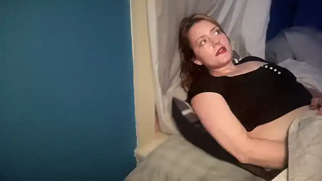 Snapshot of SkarlettRose96 chatting on September 19, 2025, 7:21 am SkarlettRose96 online show from September 19, 2025, 7:21 am